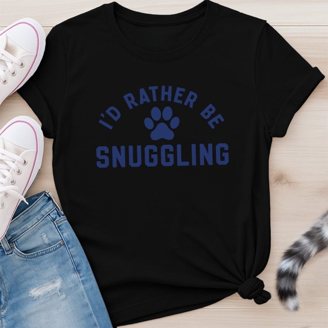 SNUGGLING T-SHIRT