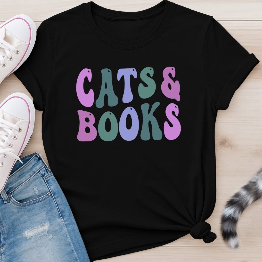 CATS & BOOKS T-SHIRT
