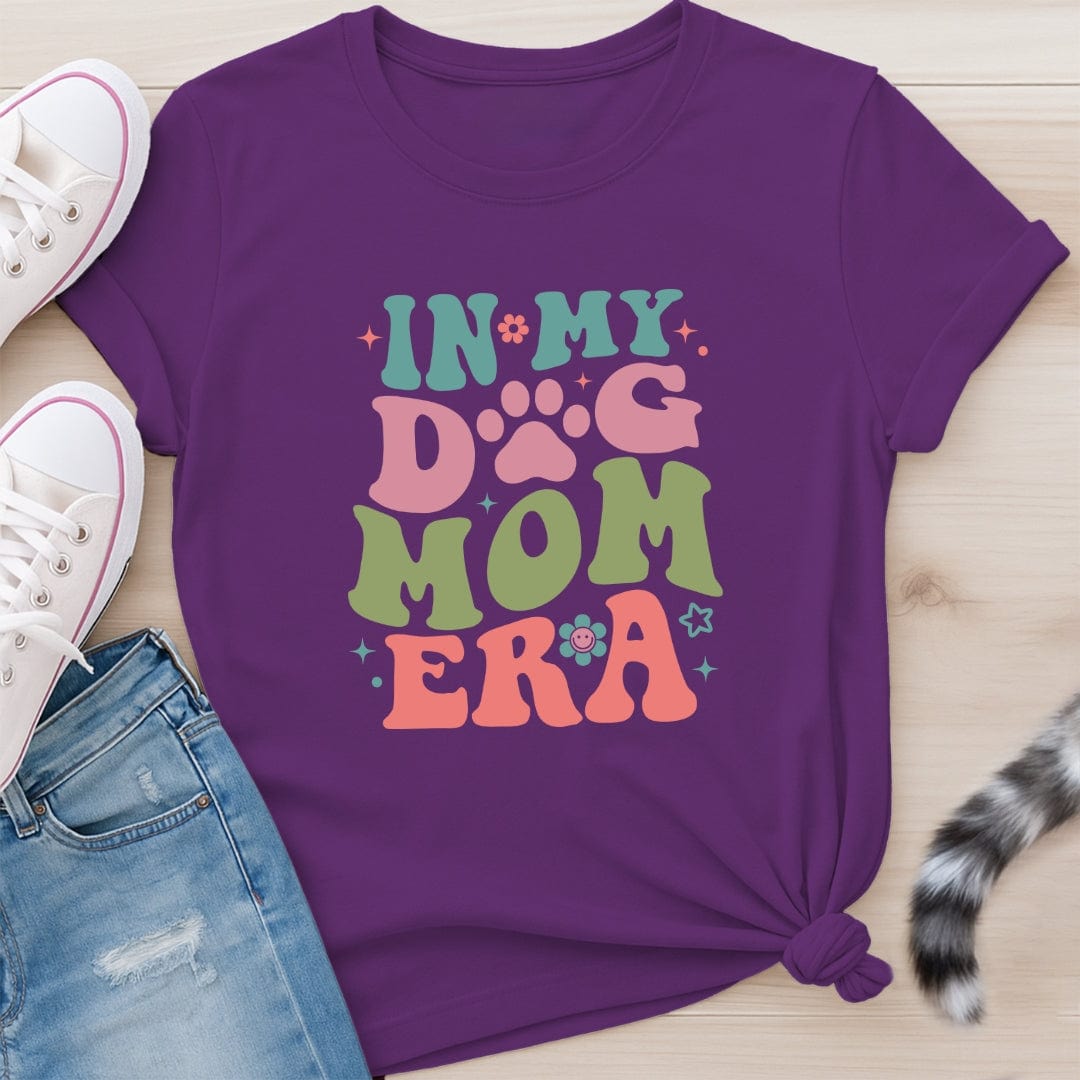 DOG MOM ERA T-SHIRT