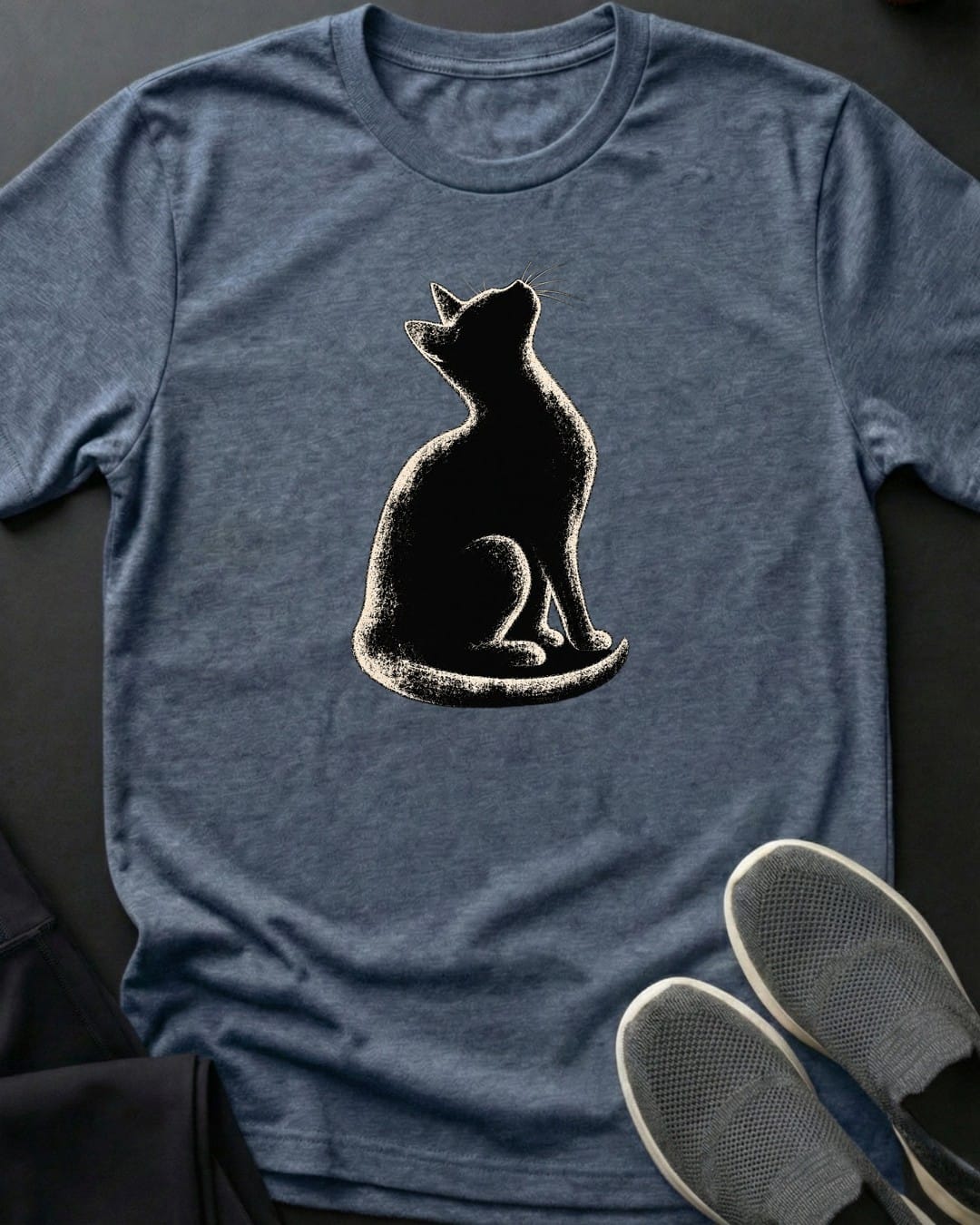Looking Up Tee in Heather Indigo