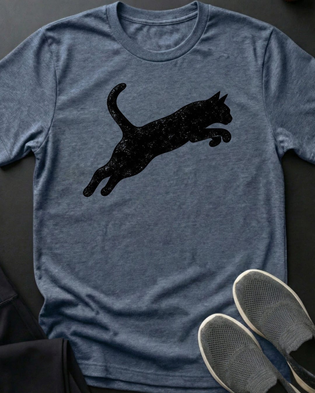 Leaping Cat Tee in Heather Indigo