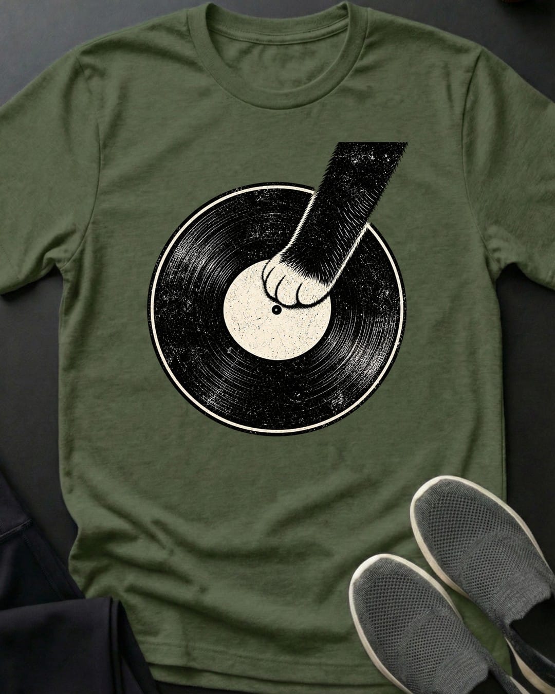 Record Paw Tee in Military Green