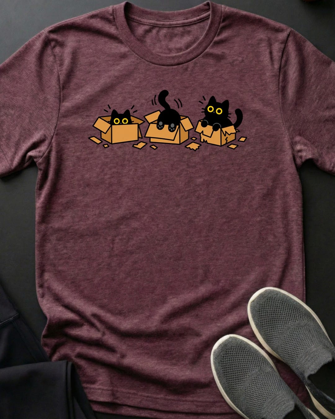 Cardboard Zoomies Tee in Heather Maroon