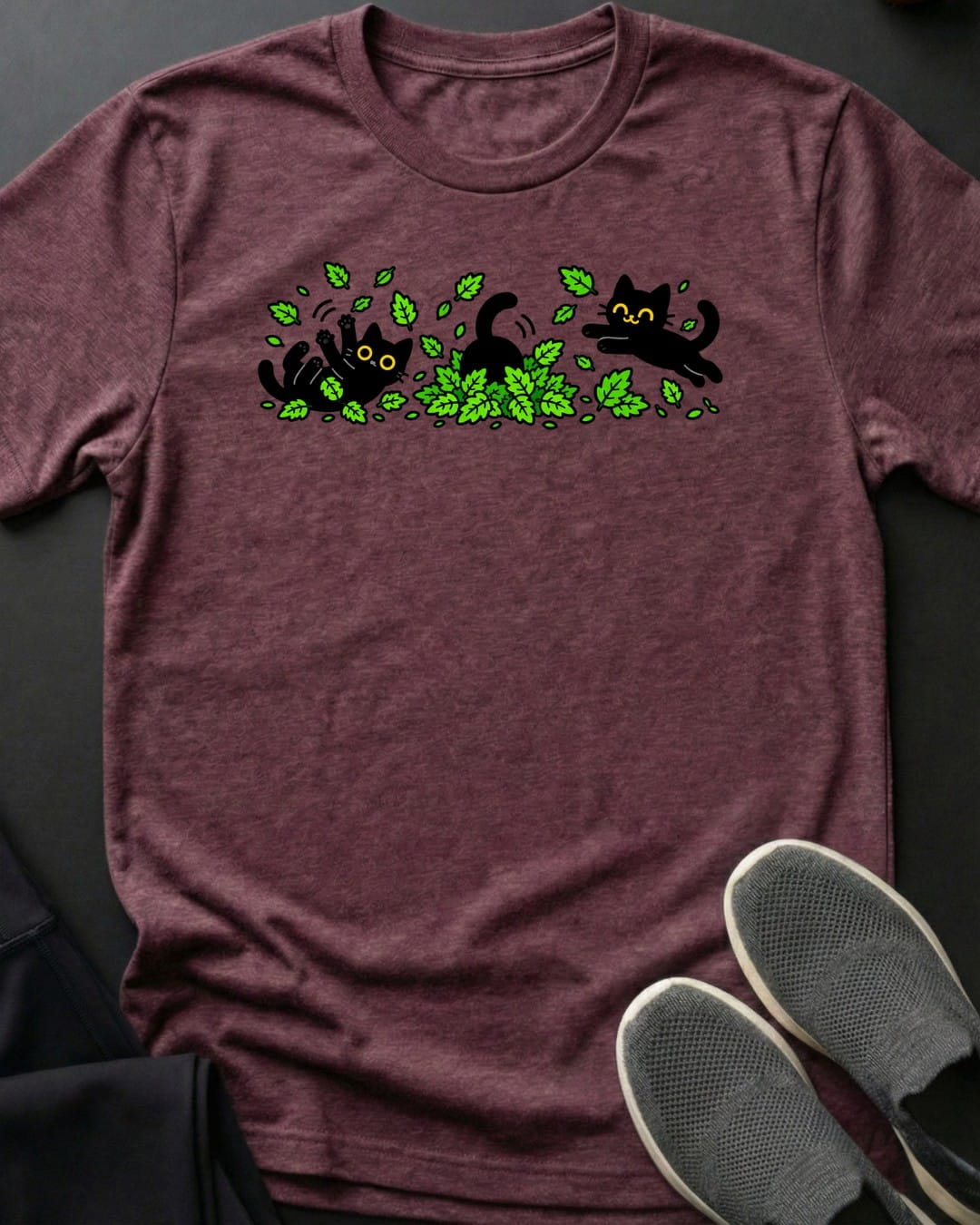 Catnip Zoomies Tee in Heather Maroon