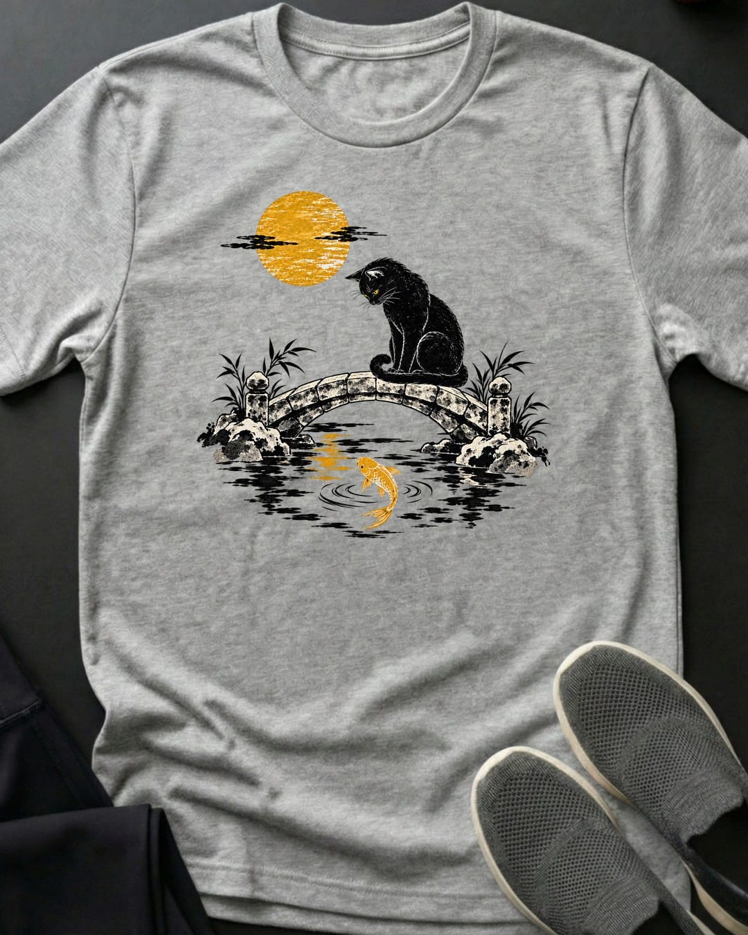 Moon Bridge Cat Tee in Sport Grey