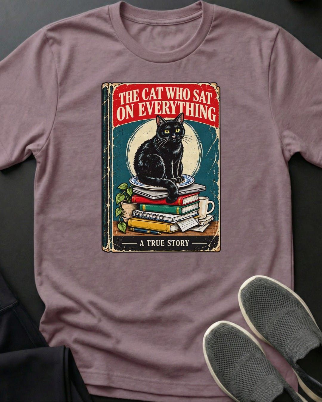 The Cat Who Sat On Everything Tee in Paragon