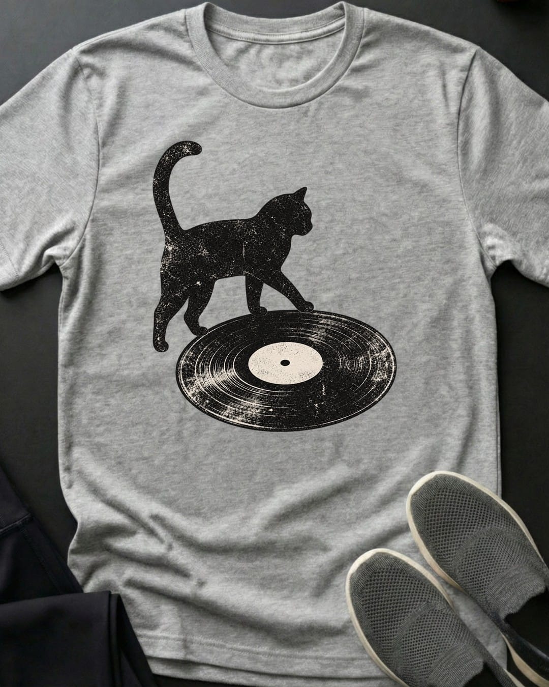 Vinyl Cat Tee in Sport Grey
