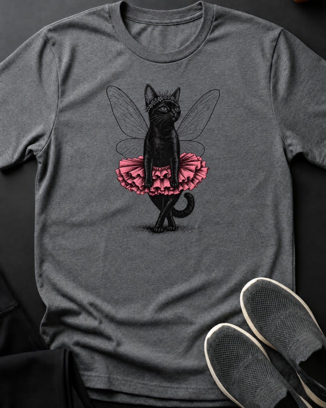 Sugar Plum Kitty Tee in Graphite Heather