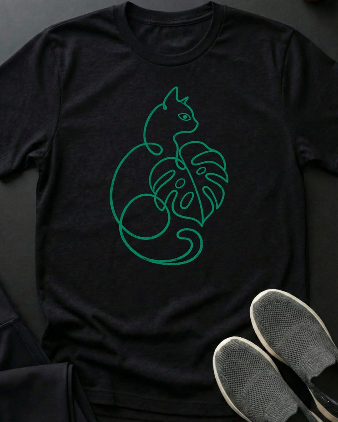Botanical Cat Tee in Black