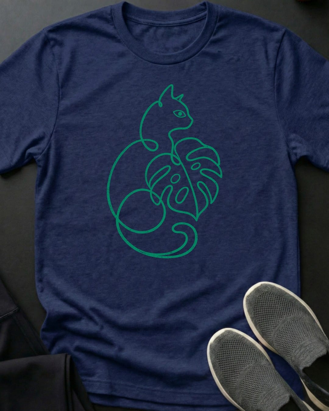 Botanical Cat Tee in Navy
