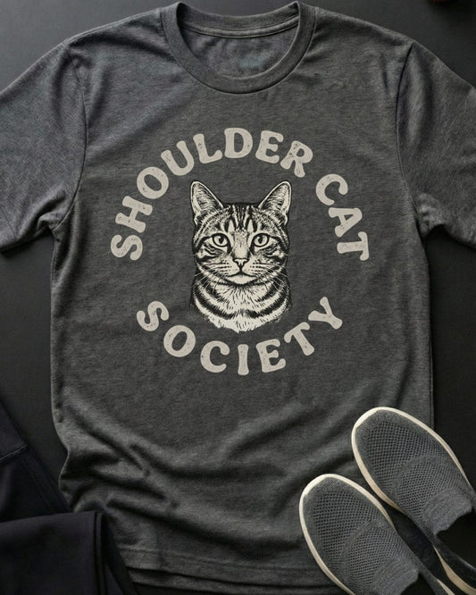 Shoulder cat Tee