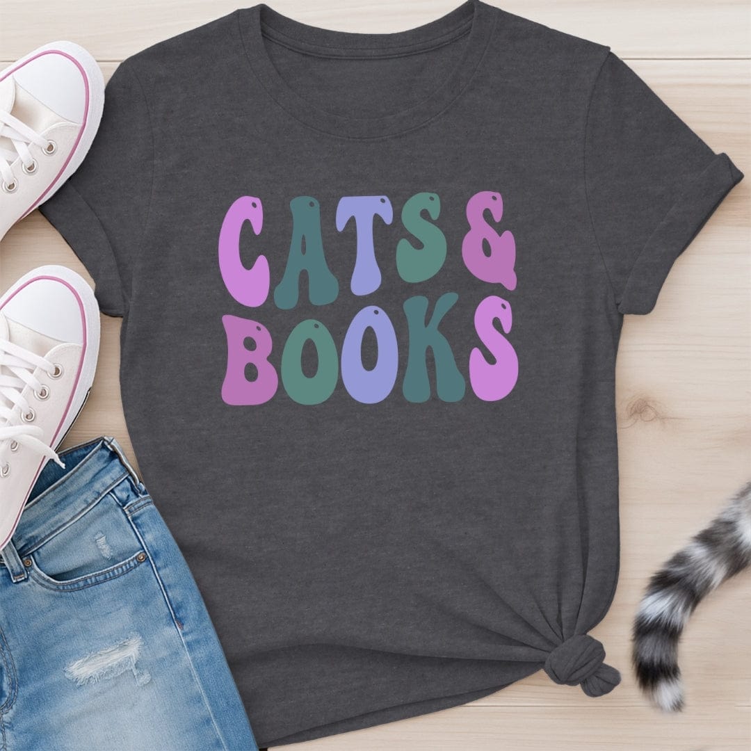 CATS & BOOKS T-SHIRT