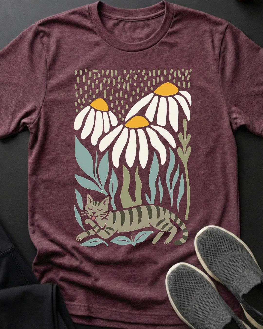 Tabby In Daisies Tee