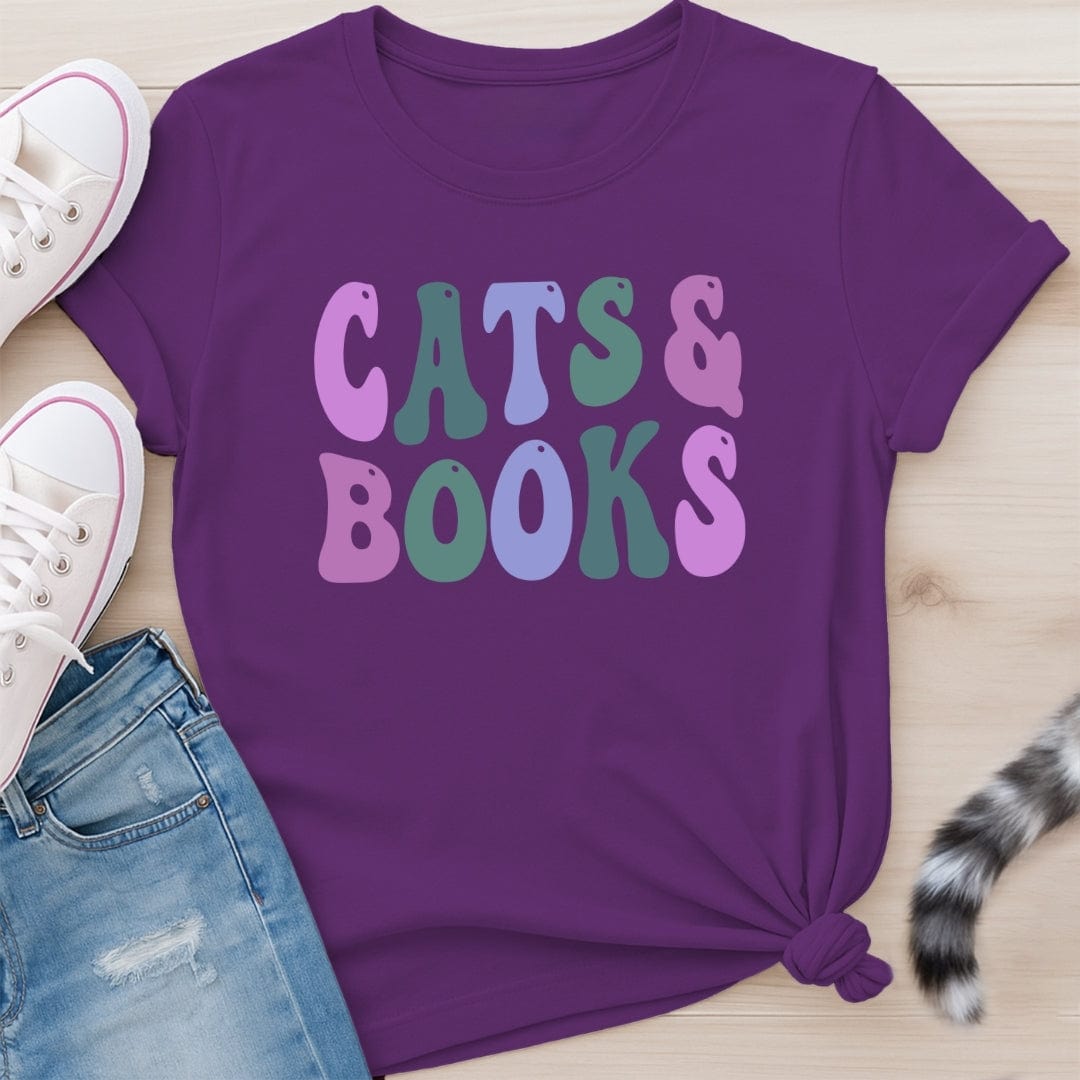 CATS & BOOKS T-SHIRT